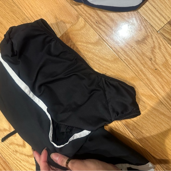 Athletic shorts bundle - Nike and Champion - Picture 6 of 9